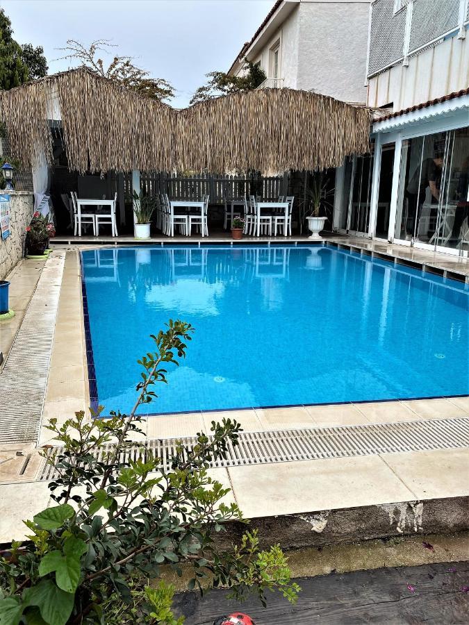 Alacati Eldoris Butik Hotel Luaran gambar