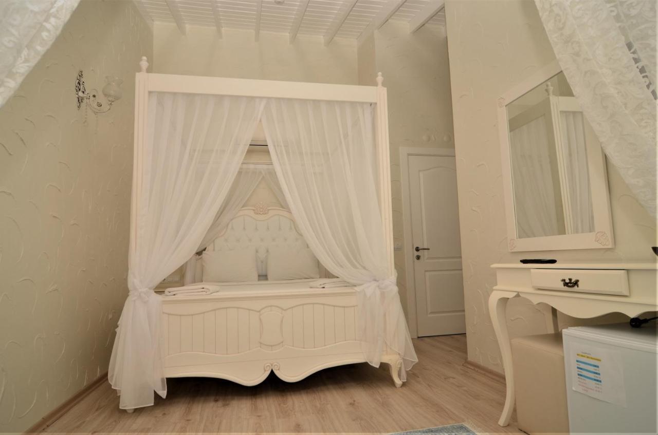Alacati Eldoris Butik Hotel Luaran gambar