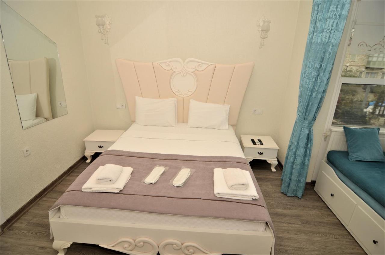 Alacati Eldoris Butik Hotel Luaran gambar