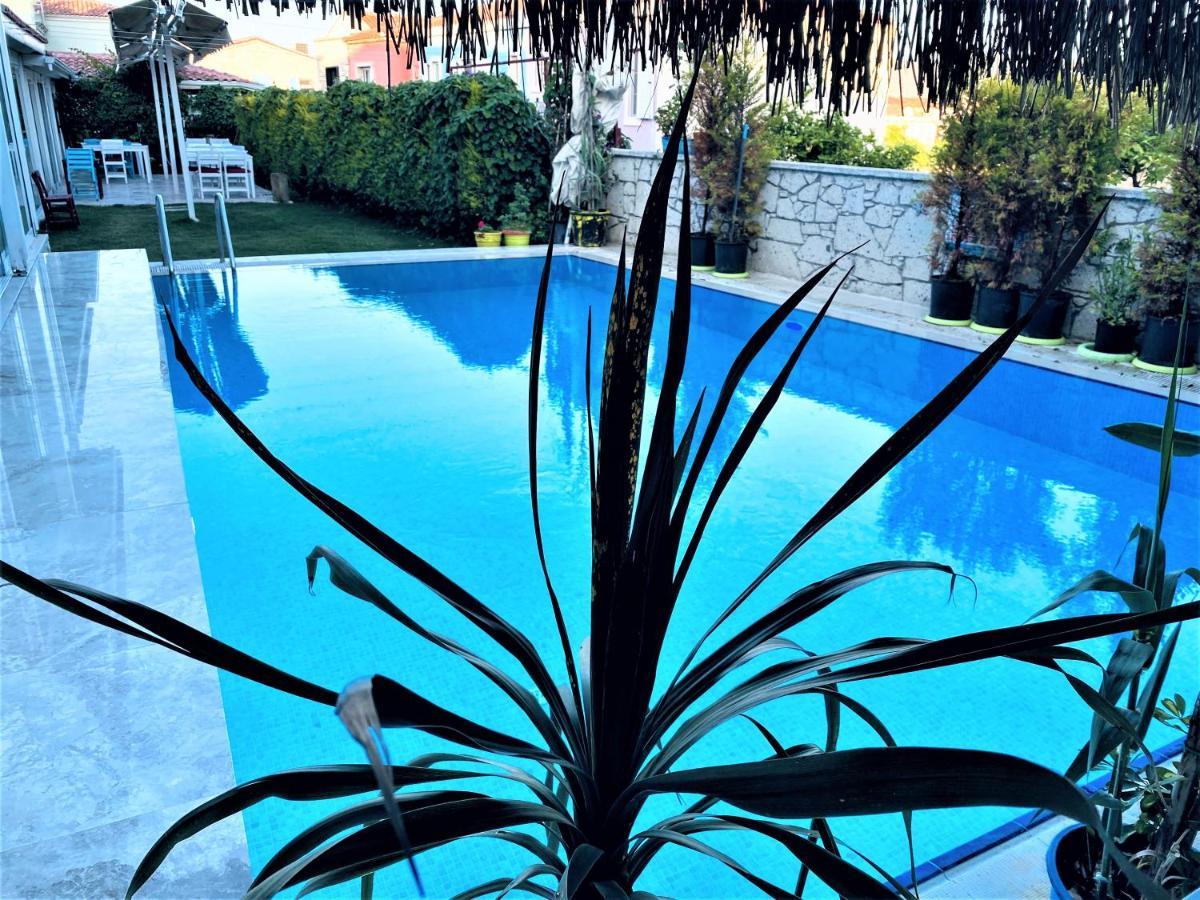 Alacati Eldoris Butik Hotel Luaran gambar